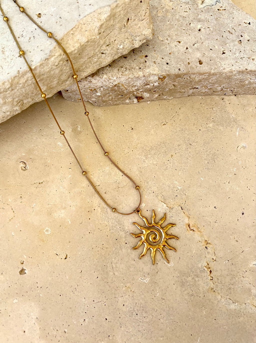 Aniva Necklace