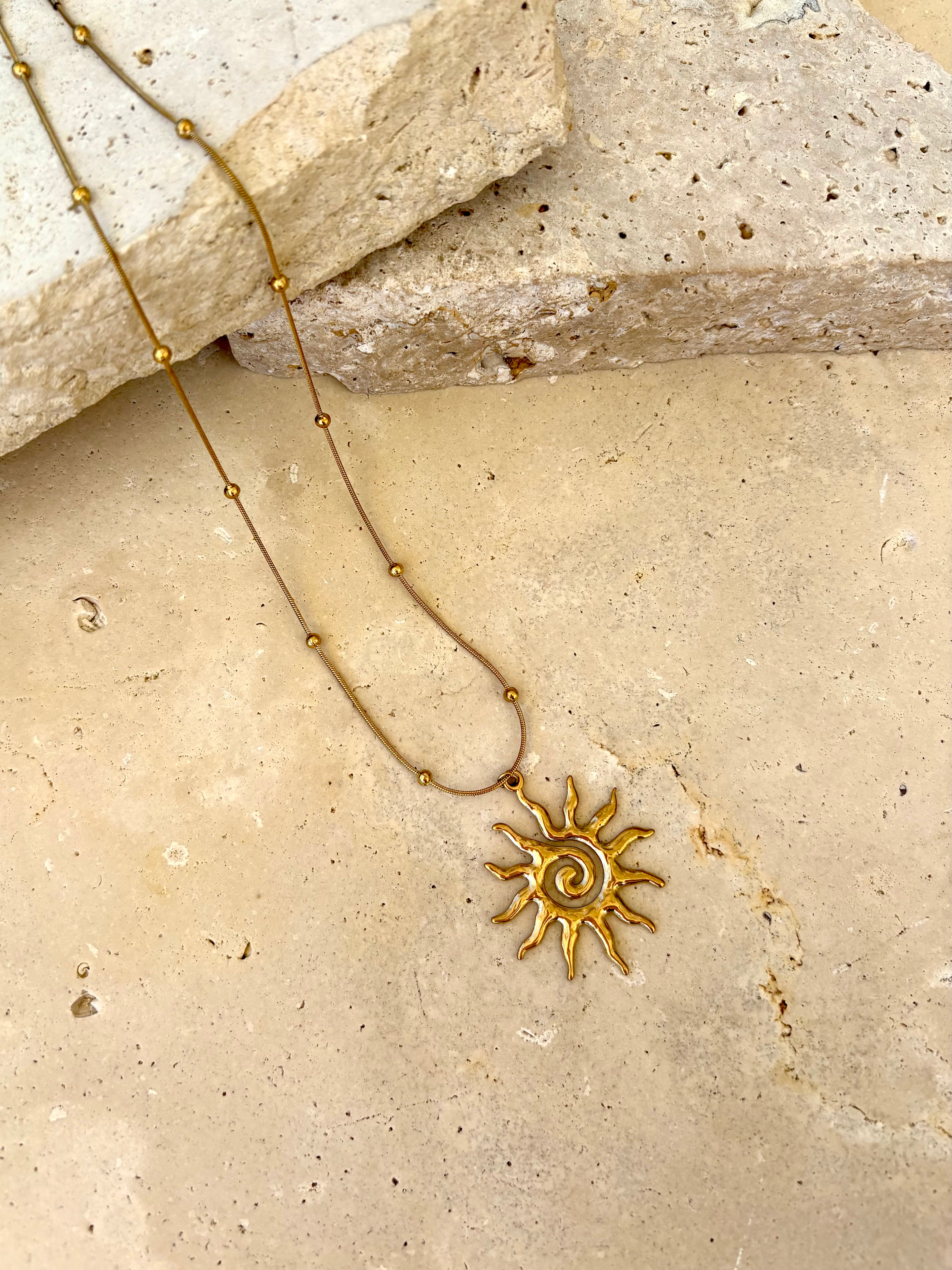 Aniva Necklace