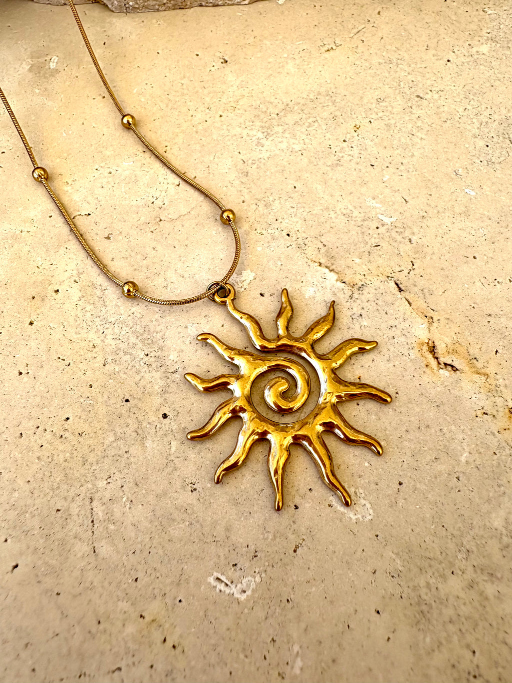 Aniva Necklace