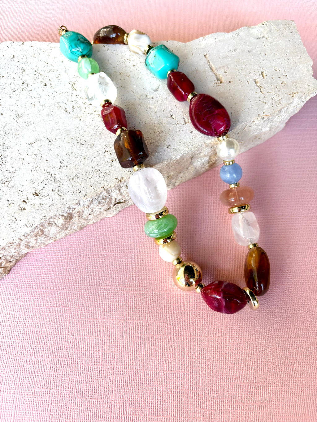 Rovinia Choker